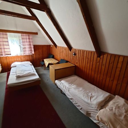 Вилла Bungalovy Roznov Рожнов-под-Радгоштем Экстерьер фото